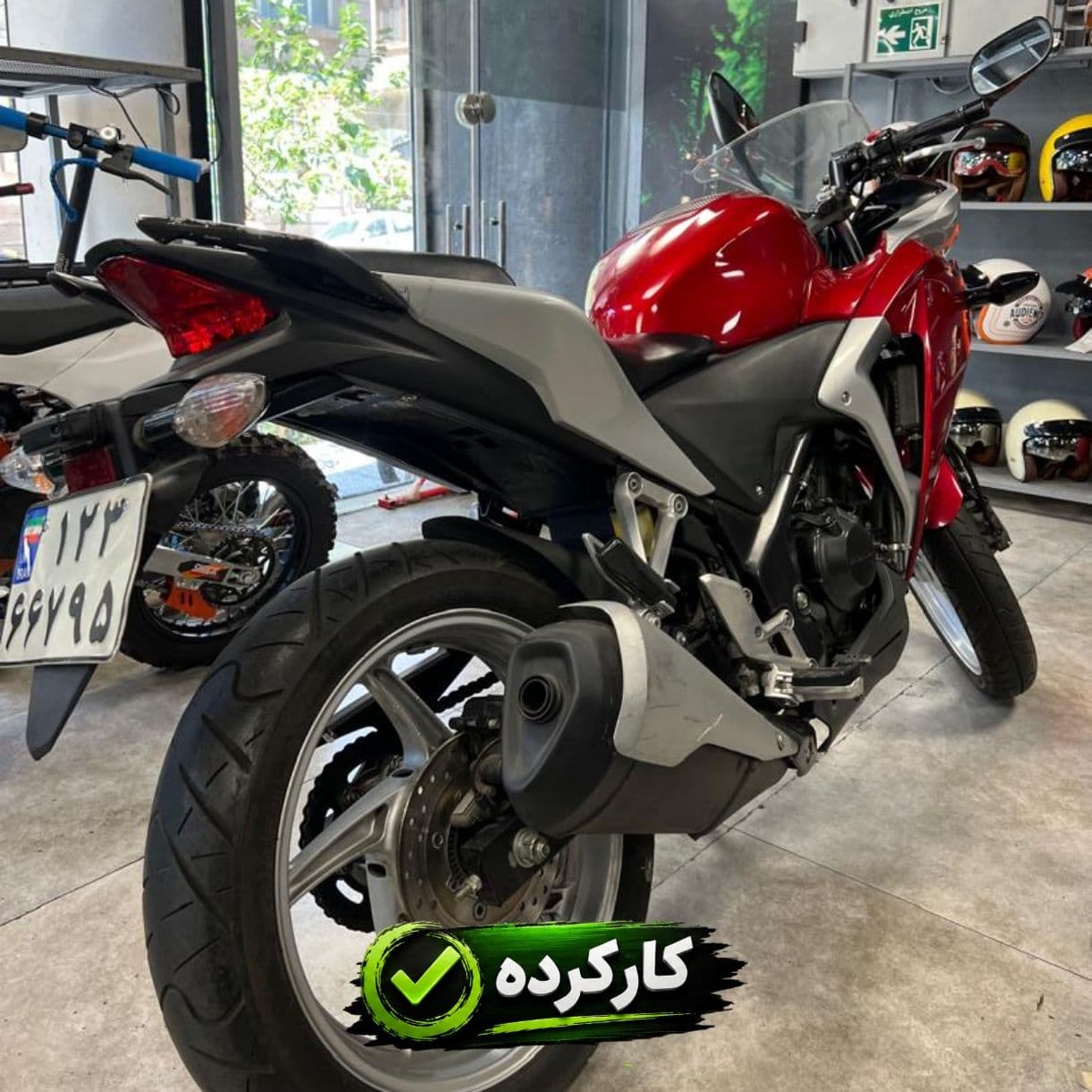 HONDA CBR250Rمدل ۱۳۹۱ — تصویر ۲