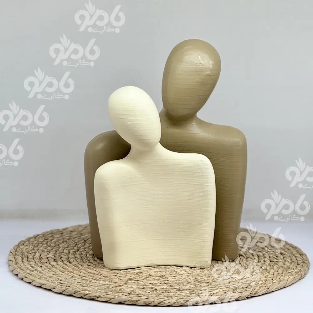 مجسمه رزین 2 سایز احساس بزرگ کد1