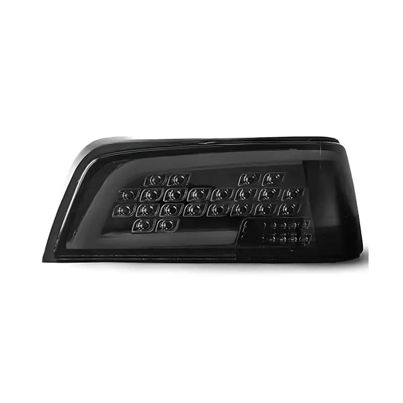 چراغ خطر عقب اسپرت پژو 405 طرح پاسات تمام دودی برند انجیکو (NGco)