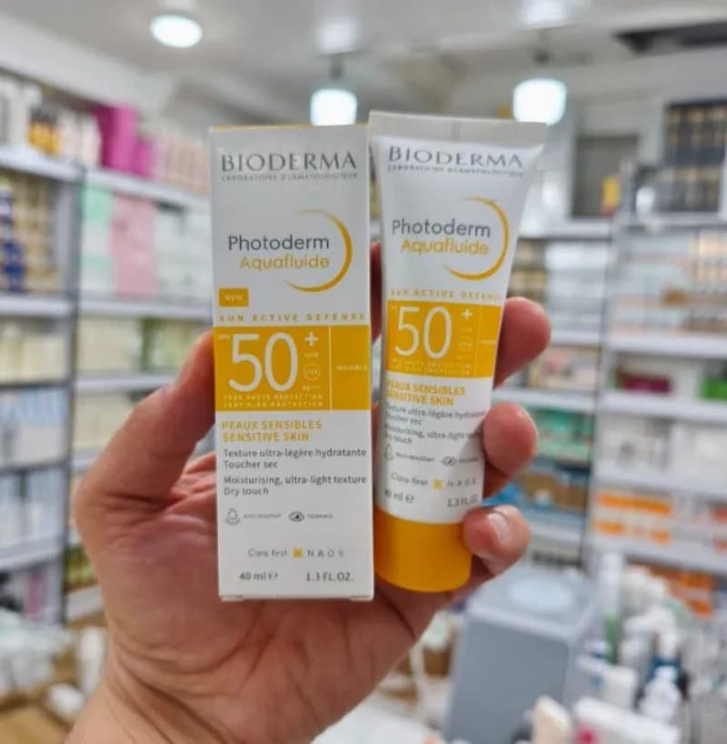 ضدآفتاب آکوافلویید رنگ روشن بایودرما 40میل — تصویر ۲