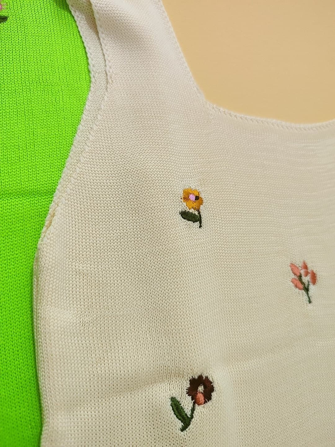 تاپ گلدار ترک — تصویر ۴