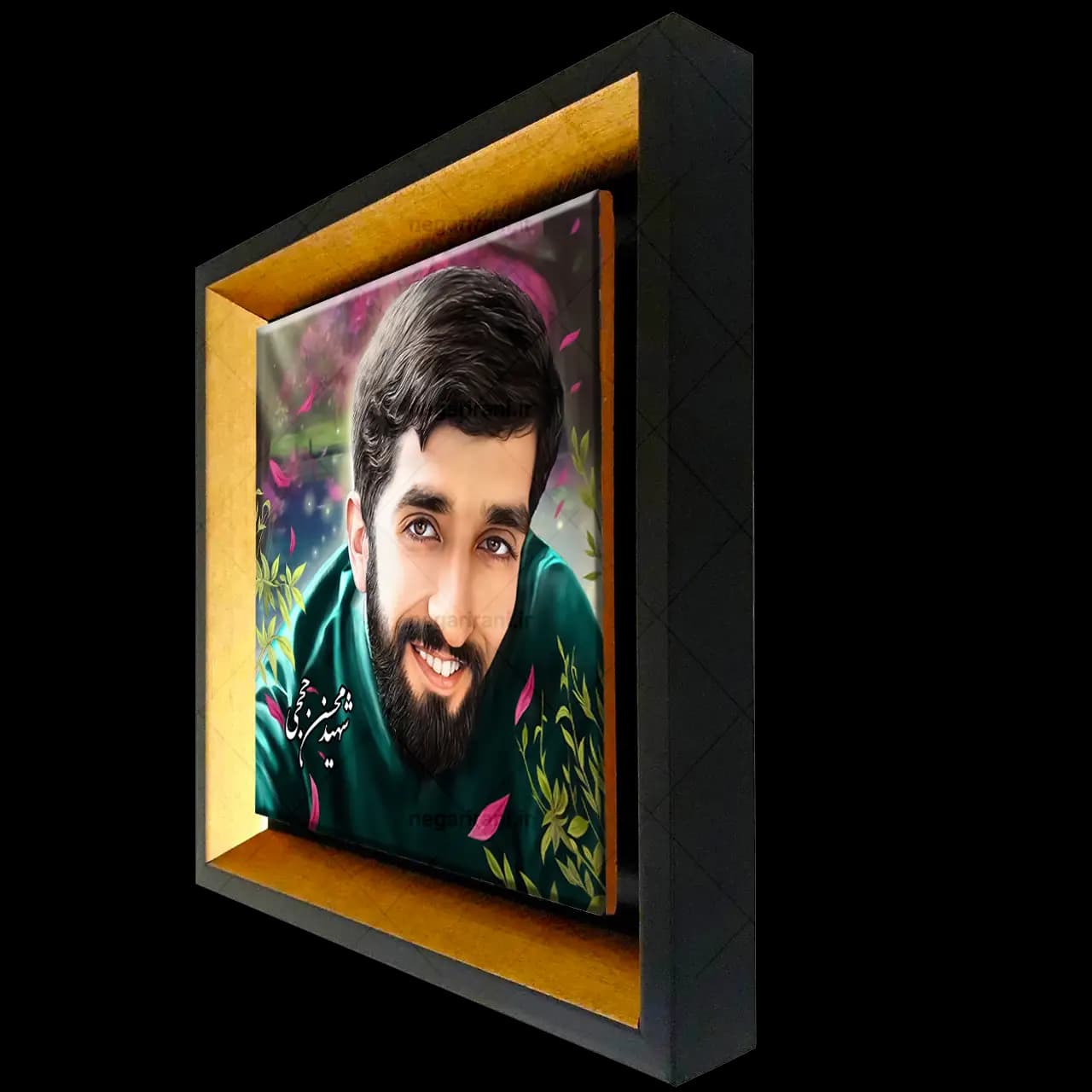 تابلو کاشی شهید محسن حججی مدل 2Z54 — تصویر ۲