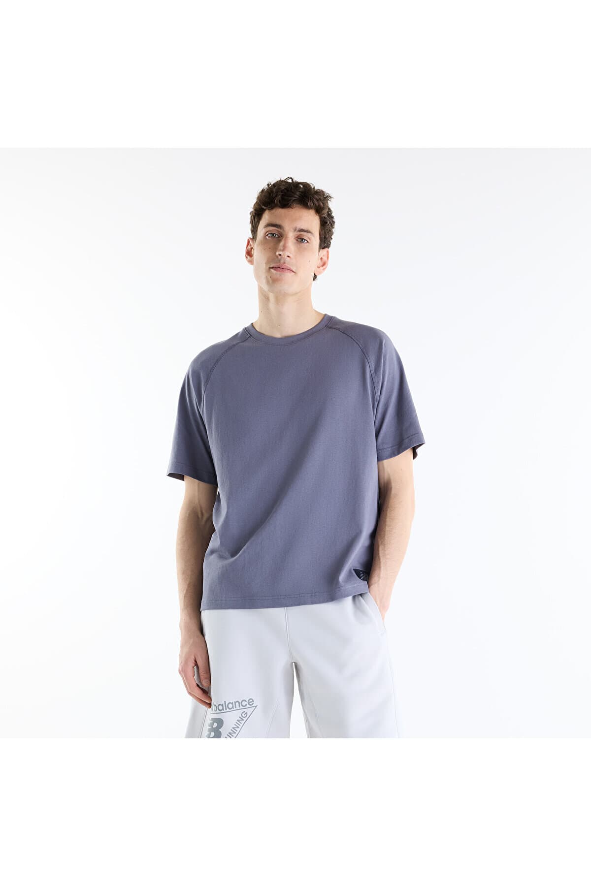 تی شرت نیو بالانس مردانه خاکستری هندسی Regular/رگولار Oversize/اورسایز Classical/کلاسیک | New Balance MT62F506-AA9 VN