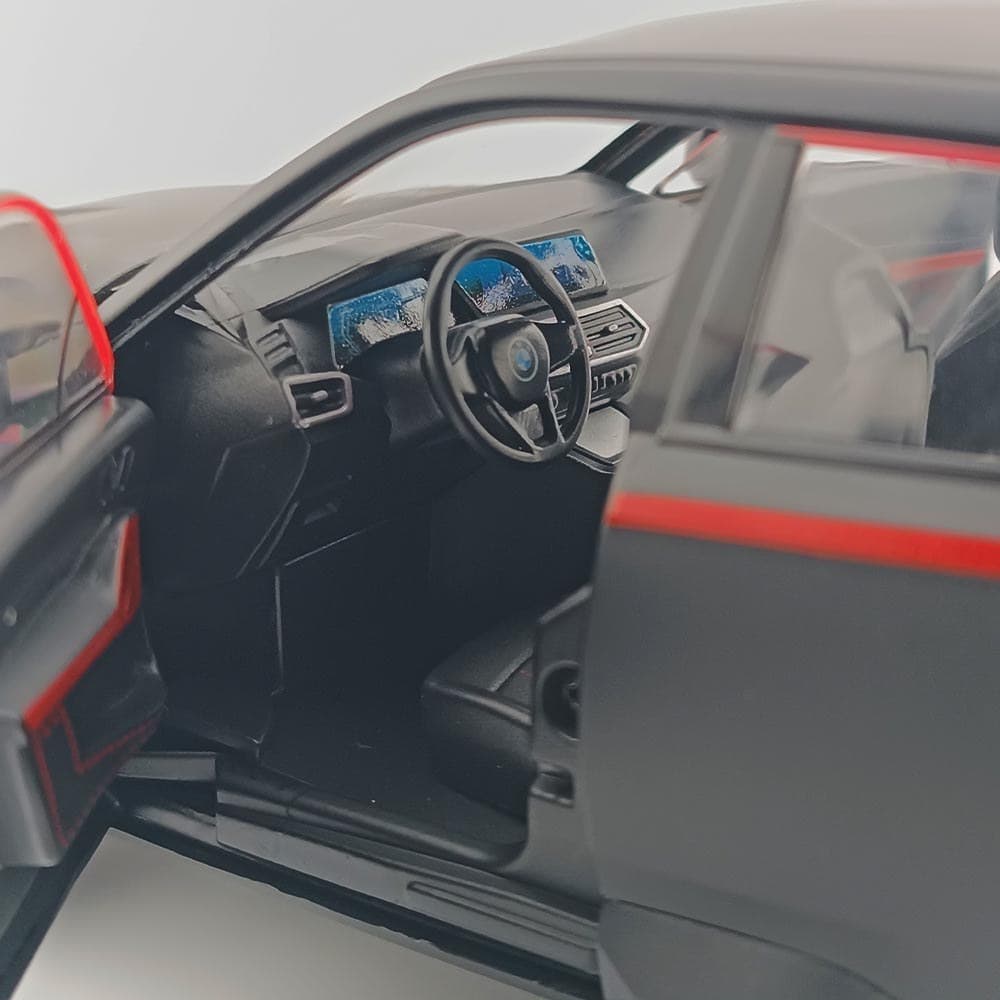 عقب کش BMW XM کربنی 1/24 — تصویر ۳