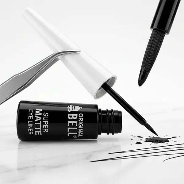 خط چشم مویی بل سوپر مات Super Matte Liquid Eyeliner — تصویر ۲