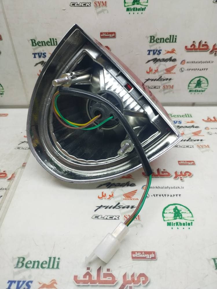 خطر چراغ کامل عقب موتور پاکشتی اسکوتر یاماها وینو — تصویر ۲