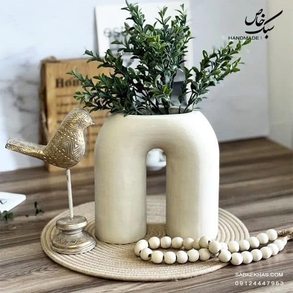 گلدان هشت — تصویر ۲