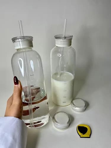 بطری آب مدرج نی‌دار