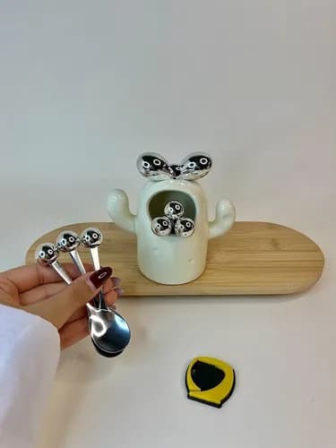 قاشق مرباخوری سفید نقره‌ای