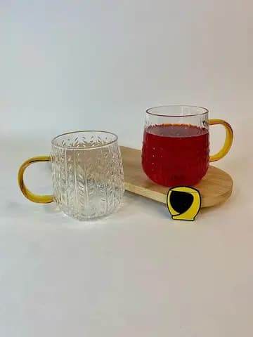 لیوان پیرکس گندمی دسته طلایی — تصویر ۲