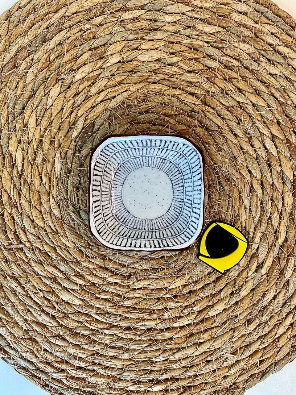 مزه خوری 9*9 سانتیمتر طرح گلادیاتور — تصویر ۳