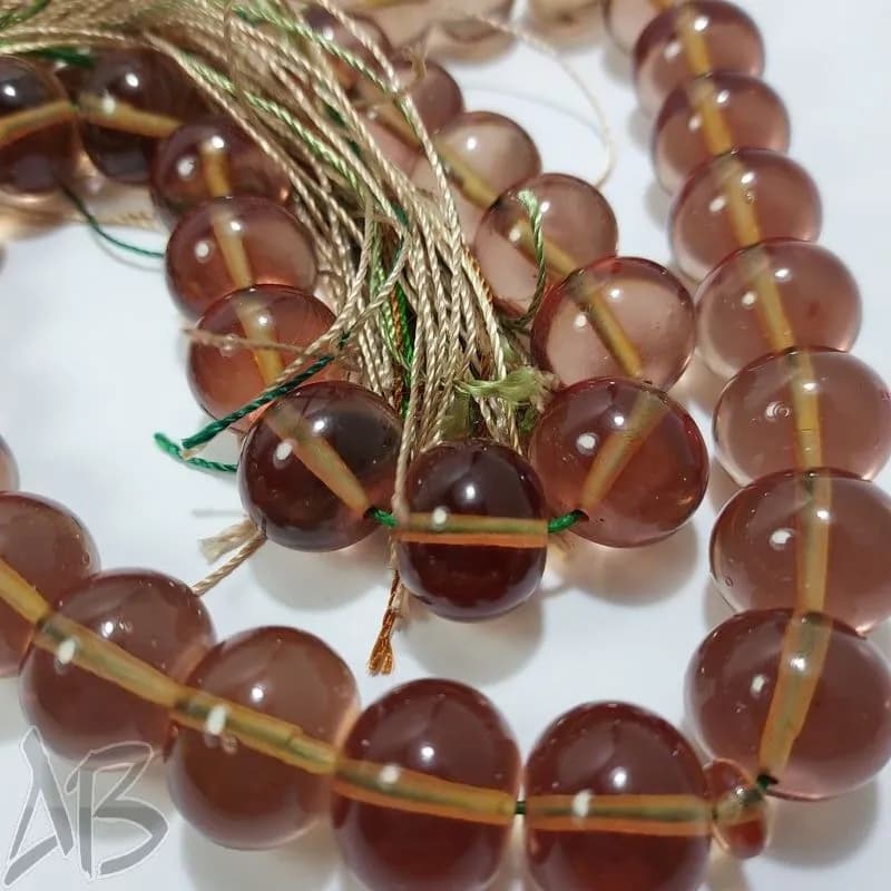 تسبیح سندلوس اصل بودار 33 دانه تراش چرتکه ای جلا خورده کد 818 آقابزرگ — تصویر ۲