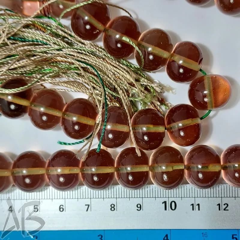 تسبیح سندلوس اصل بودار 33 دانه تراش چرتکه ای جلا خورده کد 818 آقابزرگ — تصویر ۶