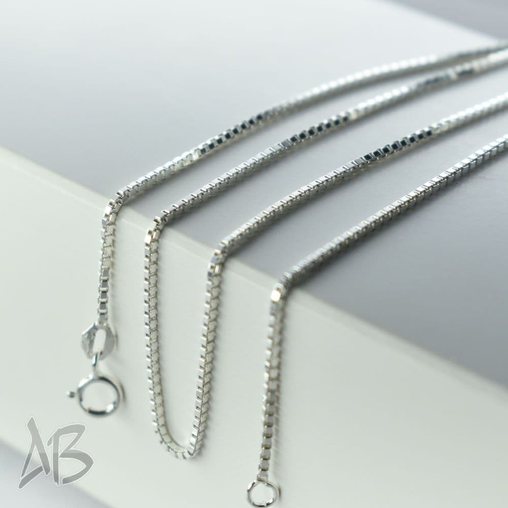 زنجیر نقره ونیزی زنانه عیار 925 طرح Box Chain آقابزرگ