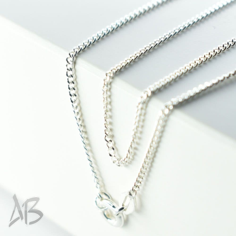 زنجیر نقره زنانه کارتیه عیار 925 طرح Curb Chain آقابزرگ