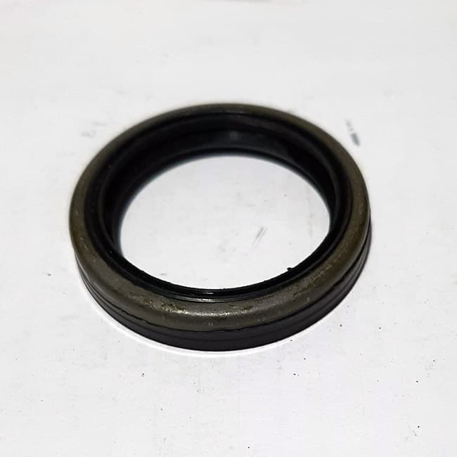 کاسه نمد چرخ عقب پراید HIC (اچ آی سی)