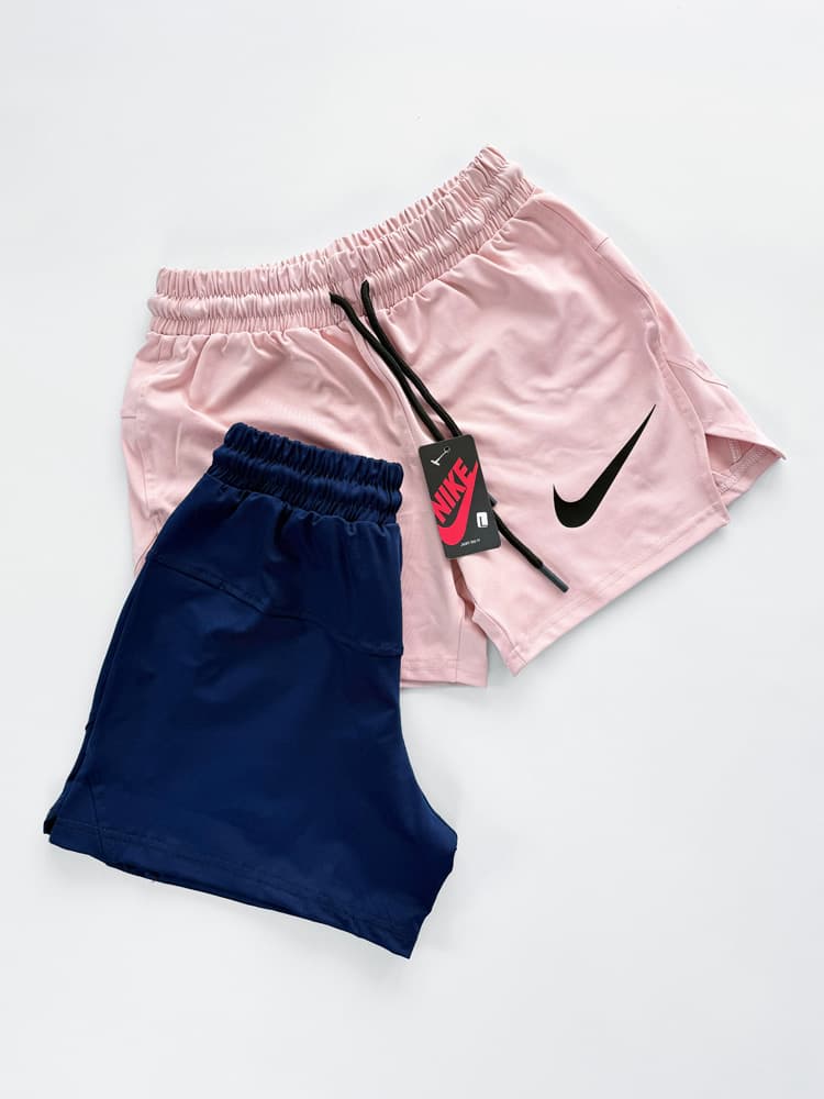 شورتک ورزشی زنانه چاک دار نایکی Nike — تصویر ۳