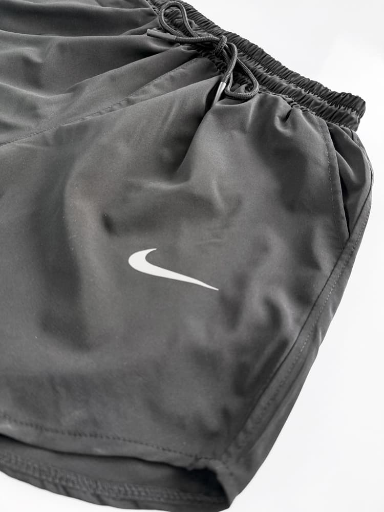 شورتک ورزشی زنانه مشکی نایکی Nike — تصویر ۳