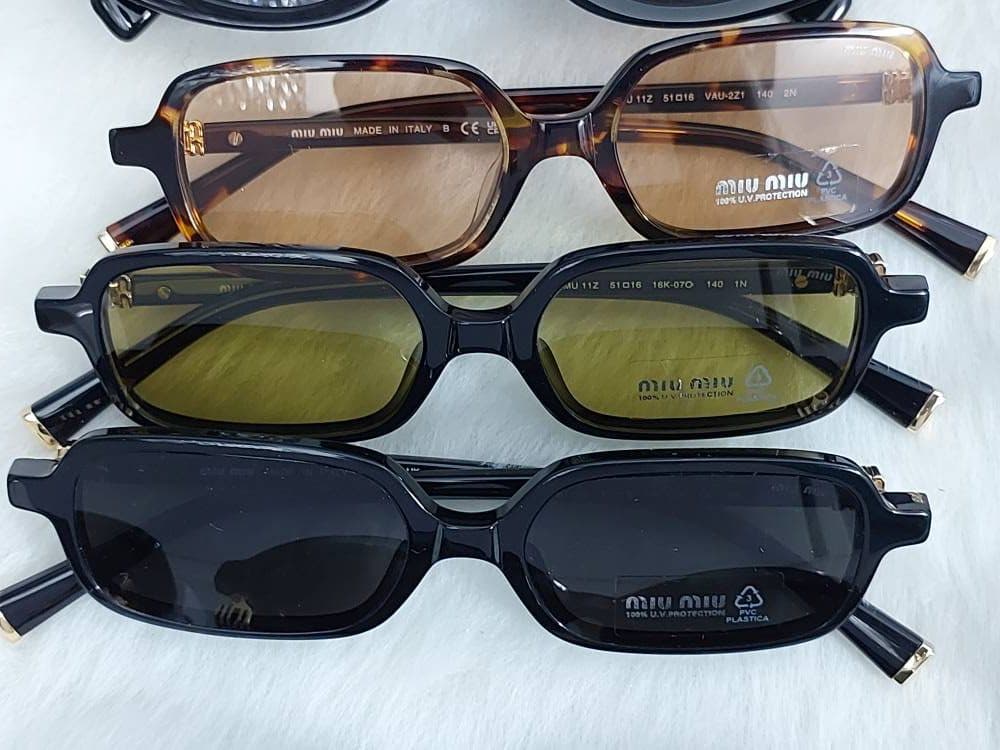 عینک آفتابی ترند مستطیلی میو میو Miu Miu مدل 0MU 12 — تصویر ۲