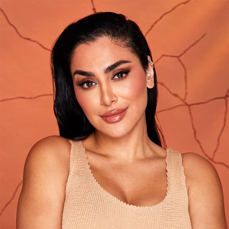 رژ گونه GloWish Cheeky هدی بیوتی | Huda Beauty Glowish Cheeky Vegan Blush Powder — تصویر ۲