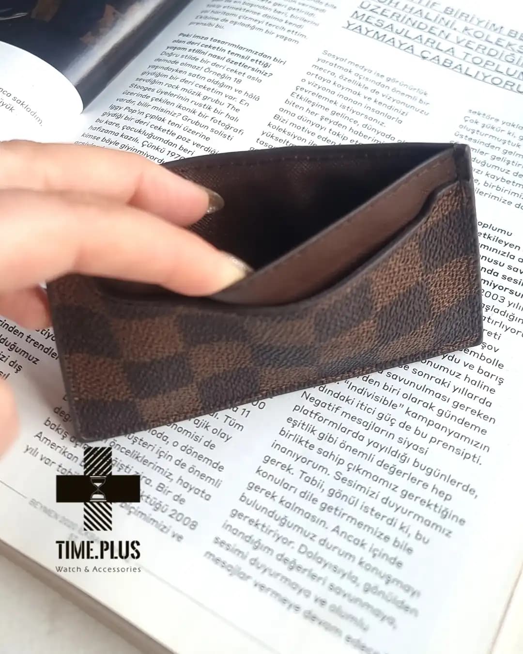 جاکارتی لویی ویتون چرم قهوه‌ای شطرنجی — تصویر ۴