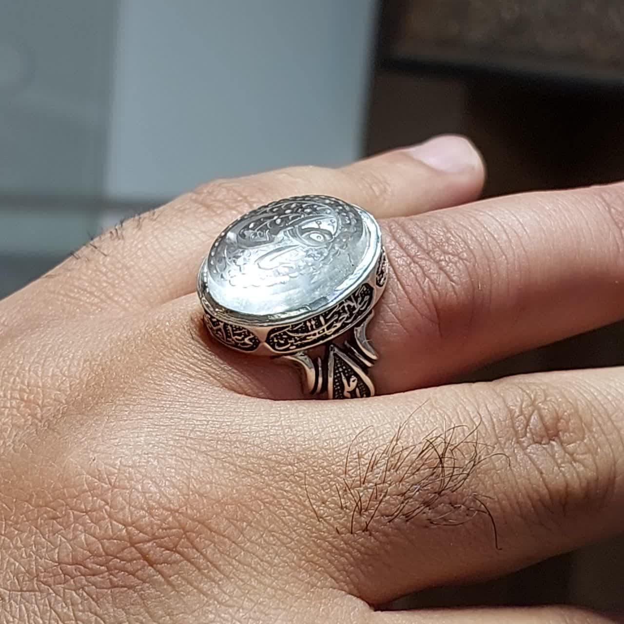 انگشتر دُرّ نجف اصل با حکاکی «یا علی» و رکاب چهار سلام کد ۱۸۴۳ — تصویر ۳