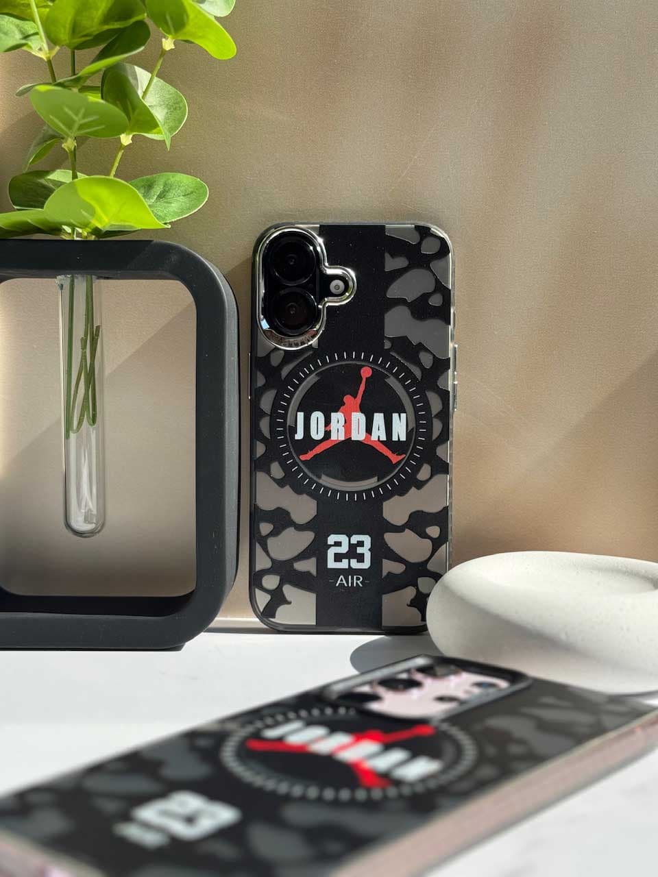 قاب گوشی Jordan23 چریکی — تصویر ۳