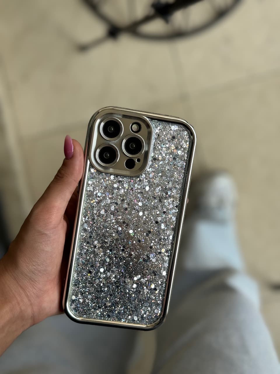 قاب گوشی طرح Silver Glitter — تصویر ۲