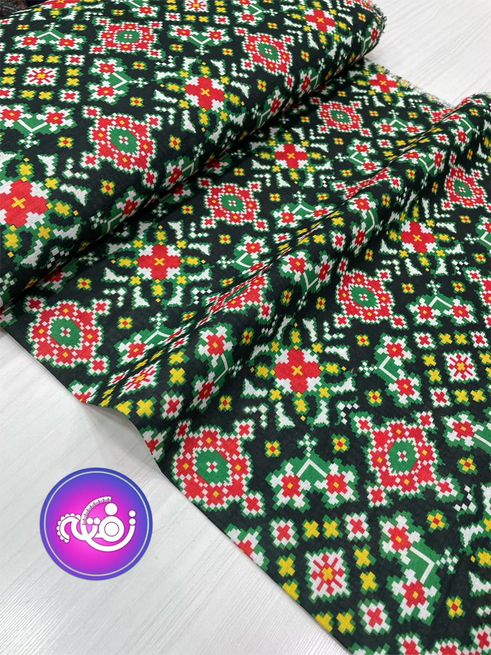 تافته ابریشم 1 — تصویر ۴