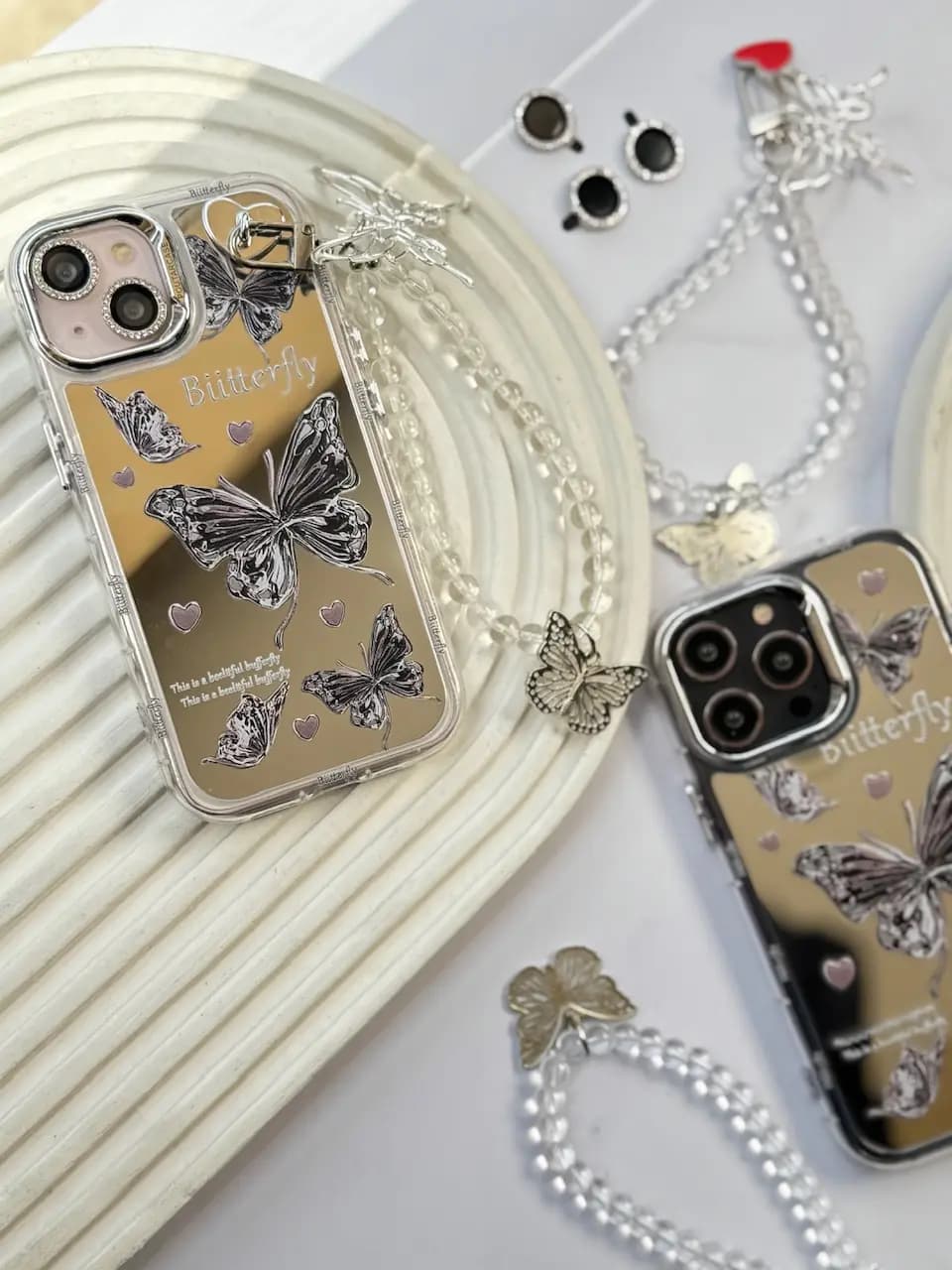 قاب butterfly آینه ای با محافظ لنز رینگی و آویز چسبی — تصویر ۲
