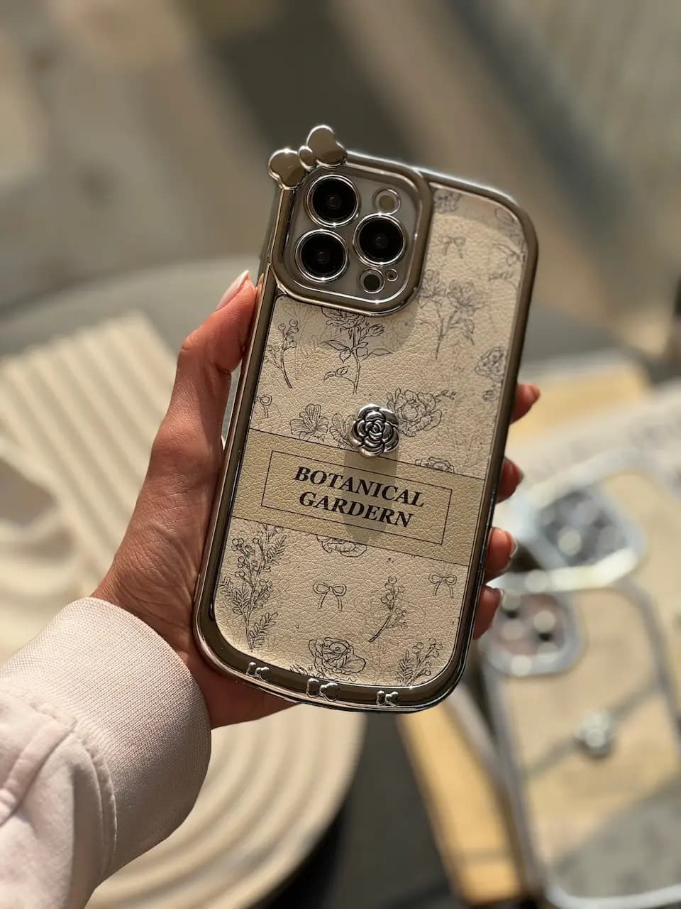 قاب Botanical Garden — تصویر ۲