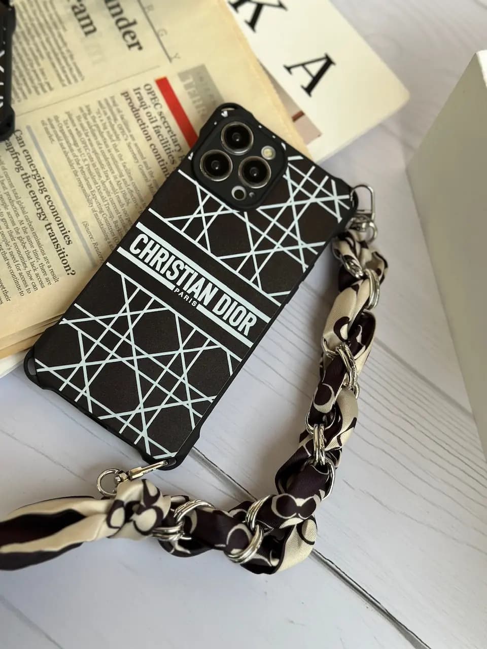 قاب Black Christian Dior با بند — تصویر ۵