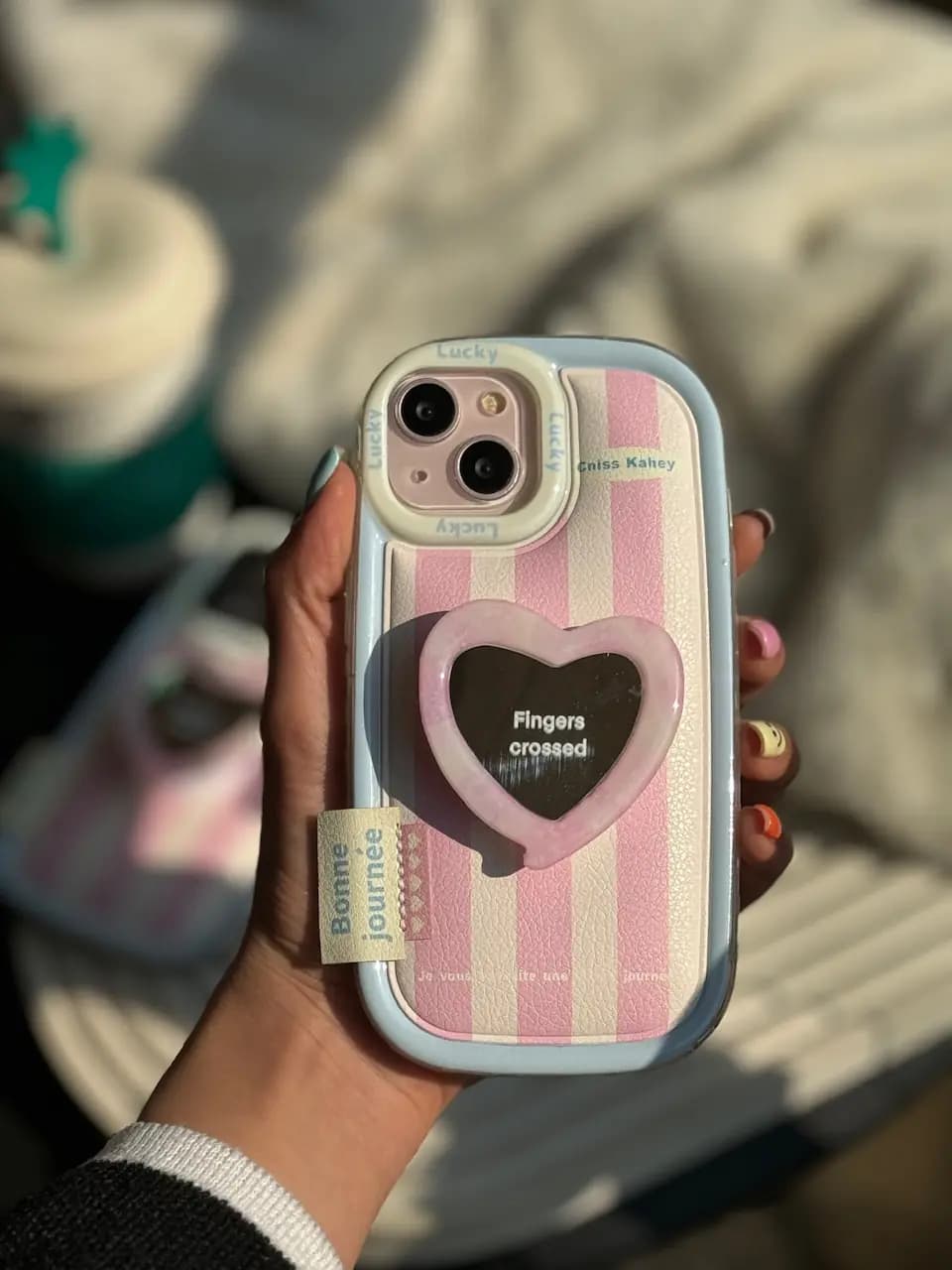 قاب Victoria’s Secret با پاپ سوکت قلبی آینه ای — تصویر ۳