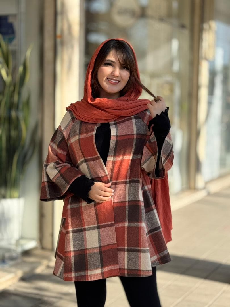 پالتو عروسکی نارنجی کرم قهوه ای چهارخونه — تصویر ۳