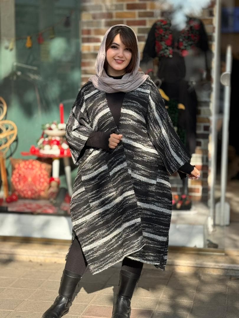 پانچ جلوباز مشکی راه راه طوسی — تصویر ۴