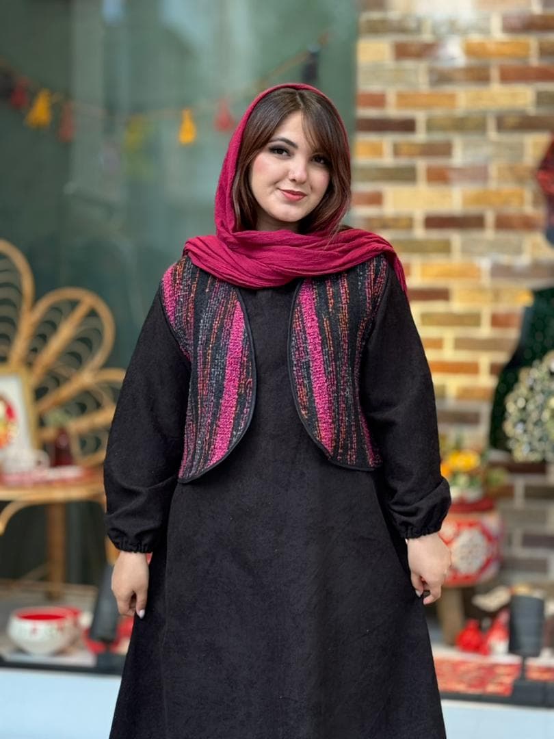 جلیقه تک شمیم مشکی سرخابی