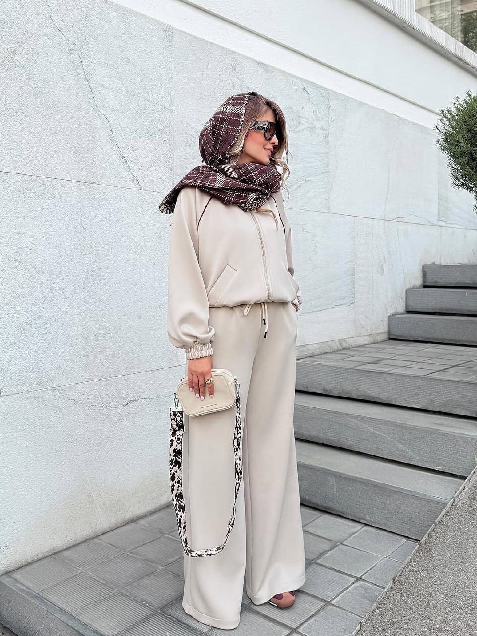 سوییشرت شلوار زنانه مدل نهال — تصویر ۳