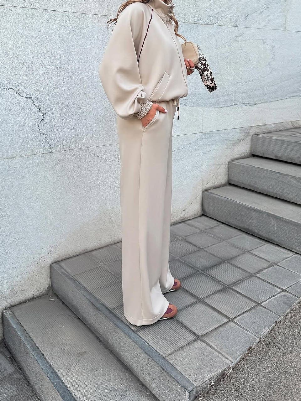 سوییشرت شلوار زنانه مدل نهال — تصویر ۴