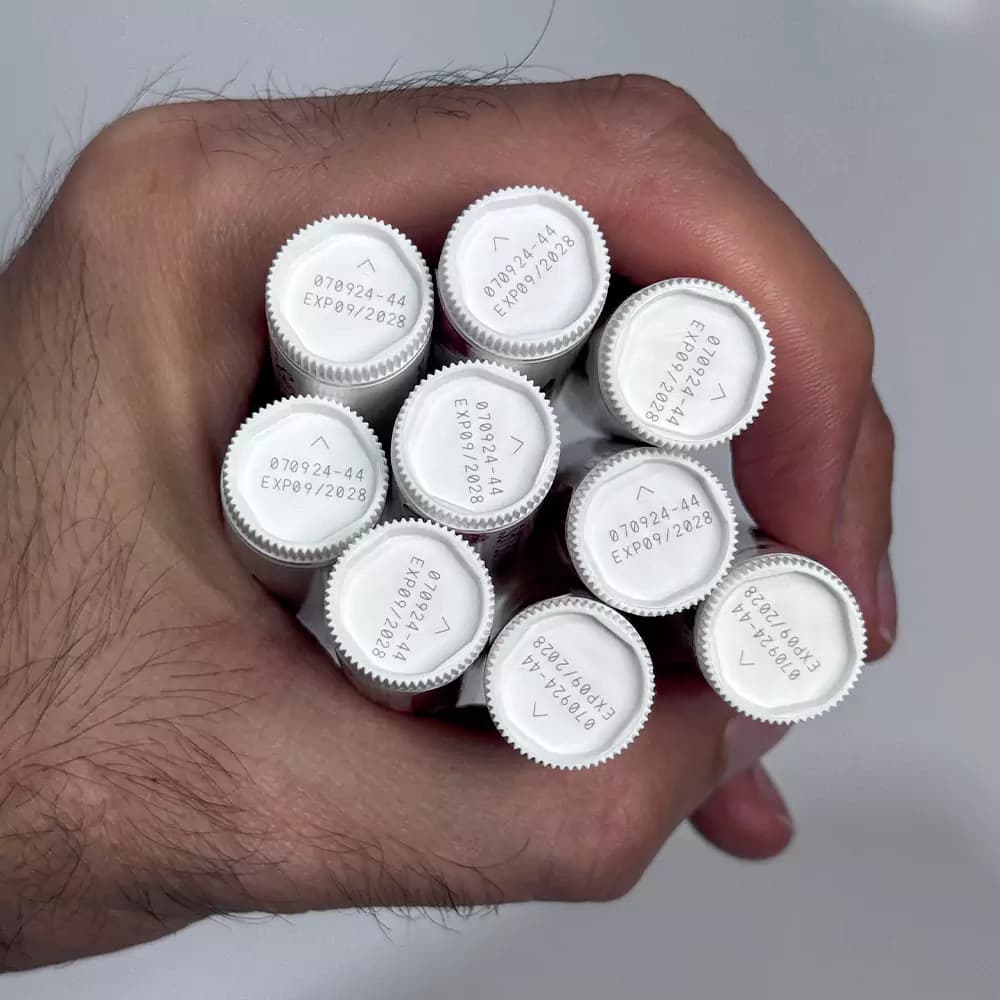 بالم لب فوراور حاوی عصاره آلوئه ورا Aloe Lips وزن 4 گرم — تصویر ۵