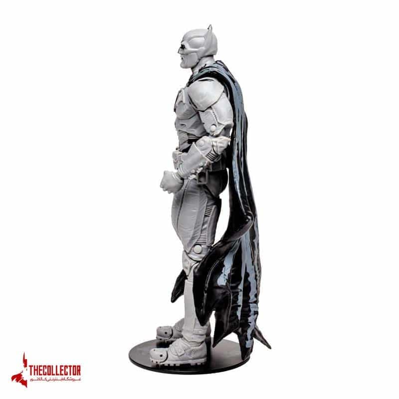 اکشن فیگور بتمن | Batman | سری دایرکت برند MCFarlane به همراه کتاب کامیک بلک آدام — تصویر ۲