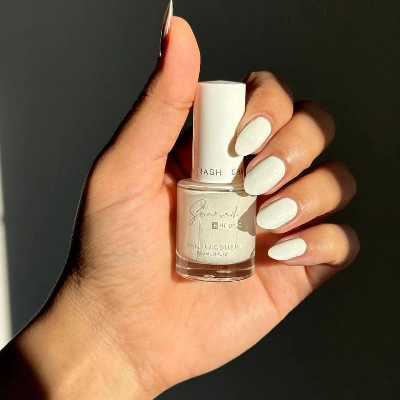 لاک ناخن شاماش سفید White – پوشش یکنواخت و براقیت زیبا — تصویر ۲