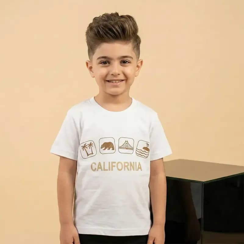 تیشرت پسرانه یقه گرد طرح کالیفورنیا جنس پنبه رنگ سفید — تصویر ۴