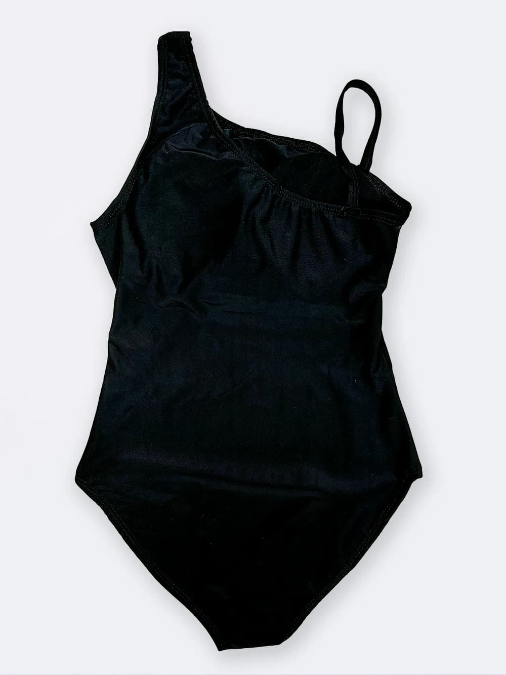 مایو زنانه اسلیپ یقه یکطرفه خاص و شیک مشکی رنگ بصورت کاپدار اسپیدو ( Speedo ) — تصویر ۲