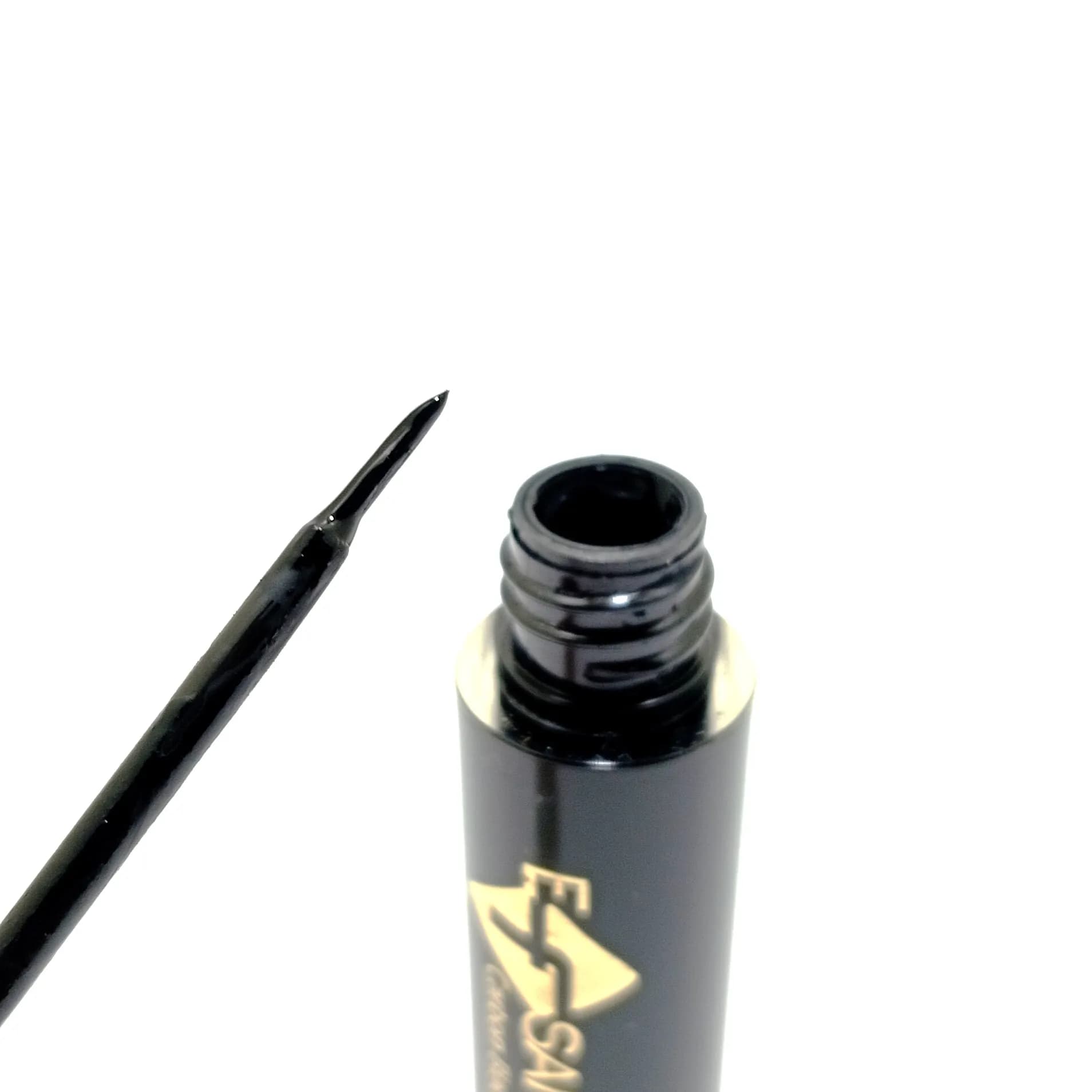 خط چشم مویی ایفسن Efsane black Eyliner — تصویر ۲