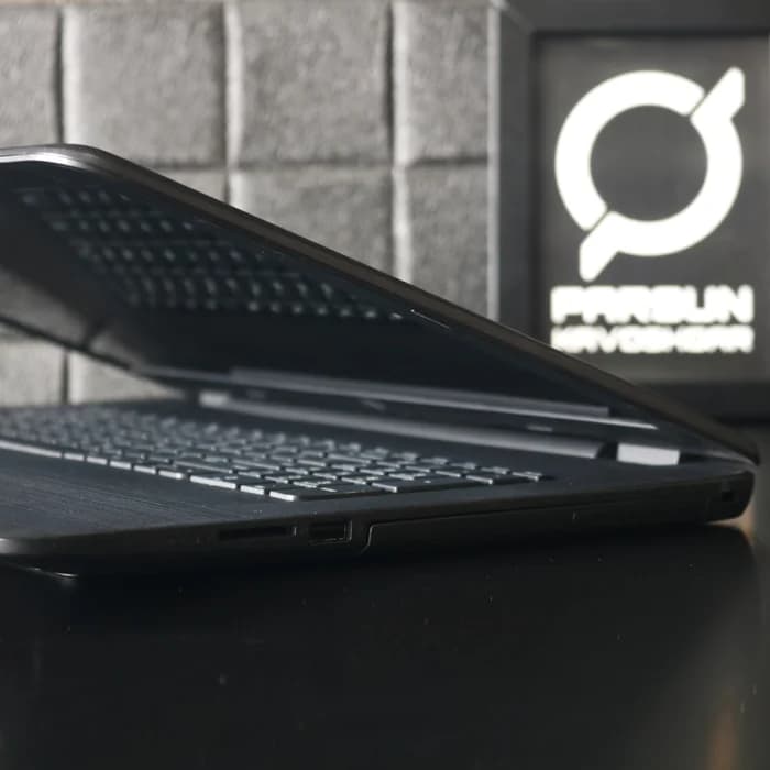 لپ تاپ اچ پی HP 17 i7-7500U 8GB 256GB استوک — تصویر ۲