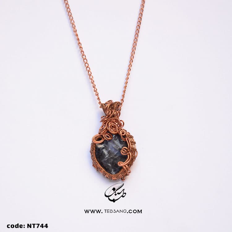 گردنبند زنانه سنگ سودالیت NT-744