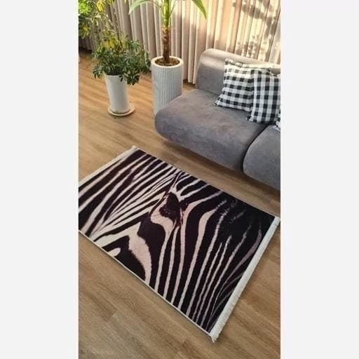 فرشینه مخمل تُرک طرح پوست گورخری ( پس کرایه ) — تصویر ۳