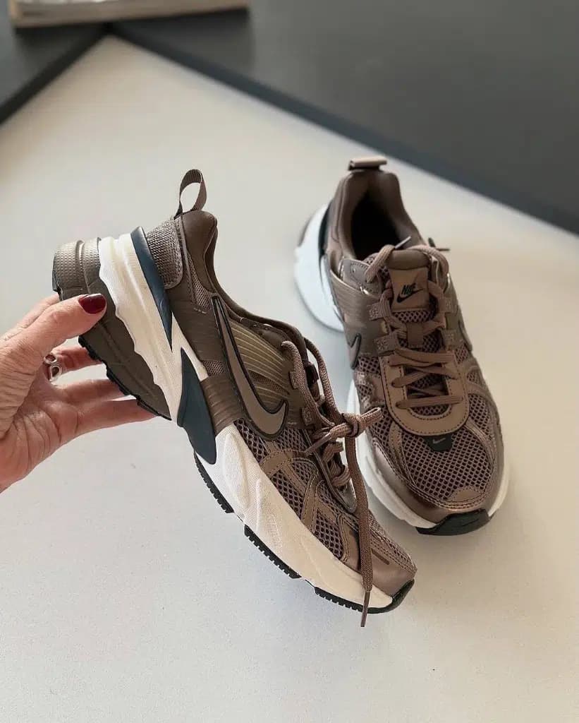 کتونی دخترانه نایکی وی تو کی ران nike v2k run