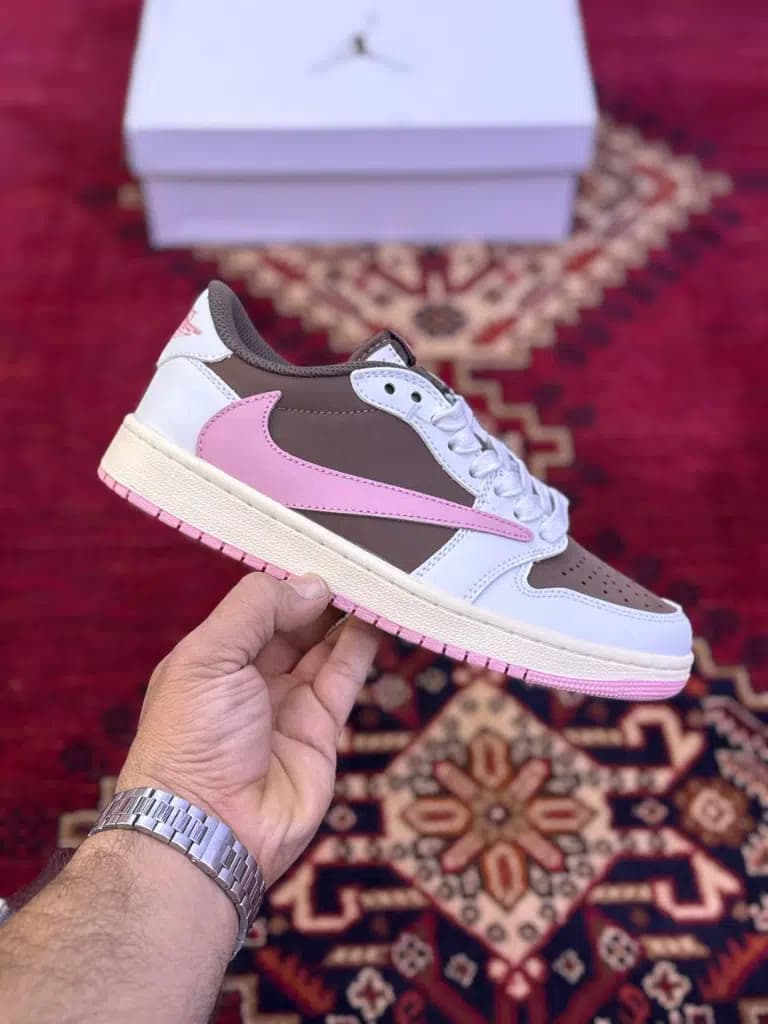 کتونی دخترانه نایکی جردن وان ترویس اسکات nike Jordan 1 Travis Scott