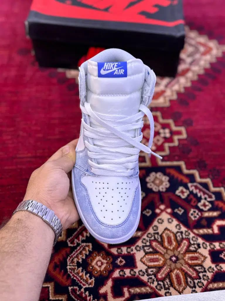کتونی زنانه و پسرانه نایکی جردن وان هایپر رویال nike Jordan 1 high hyper royal — تصویر ۲